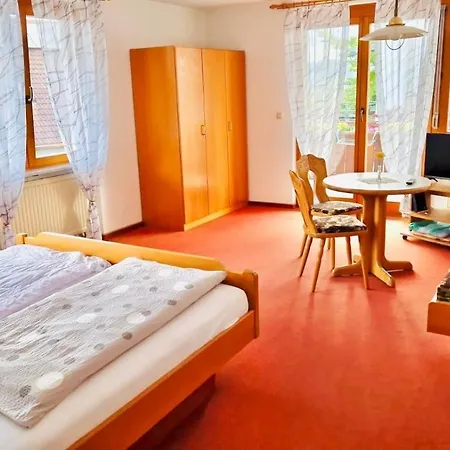 Gaestehaus Bettina Pensjonat Sipplingen