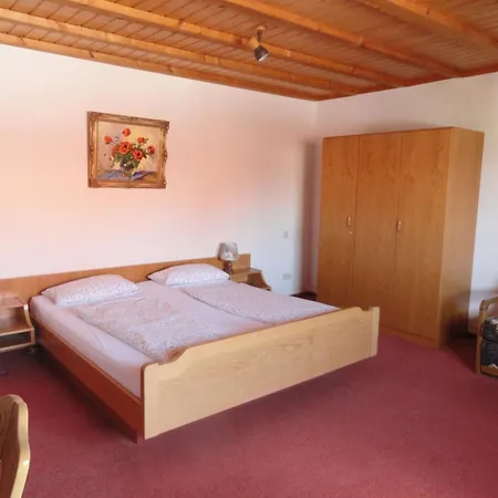 Pensjonat Gaestehaus Bettina 3*